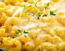 Генијален трик за кремасти макарони со сирење: 1 состојка им дава посебна арома