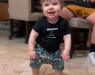 Детето почна да танцува веднаш откако прооде: Видеото стана хит