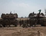 Израелски тенкови и сили влегоа во градот Рафа, на југот од Газа, јавија палестински и египетски претставници