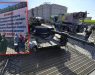 Хит сцена во Москва: Русите ја изложија воената опрема заробена во Украина, а со порака на влезот испратија брутална порака до членките на НАТО (ФОТО)