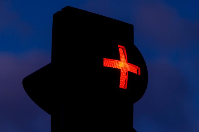 Што значи црвениот крст на семафорот: Еве ја неговата функција, и во овој случај мора да бидете внимателни