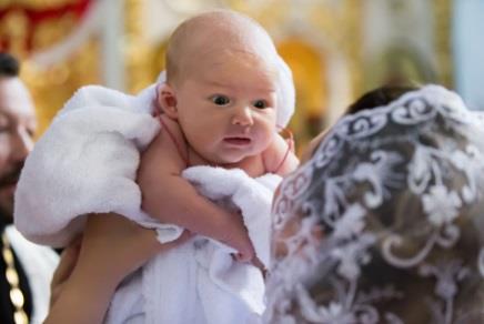 Што се верува дека значи ако дете се роди на Божиќ: Еве дали тоа е знак од Бога и каква е симболиката