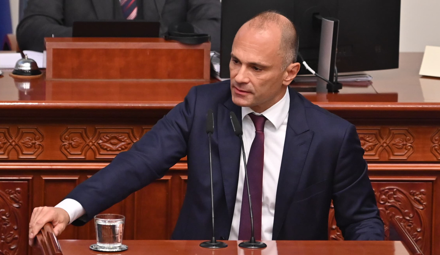 Филипче за поразот на Орбан: Криминалната организација ВМРО останува без својот единствен сојузник во ЕУ