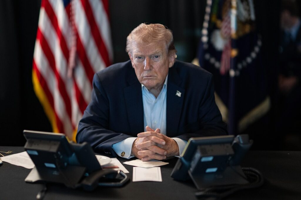 ТРАМП ОБЈАВИ: БЛИСКУ СМЕ ДО ДОГОВОР СО ИРАН