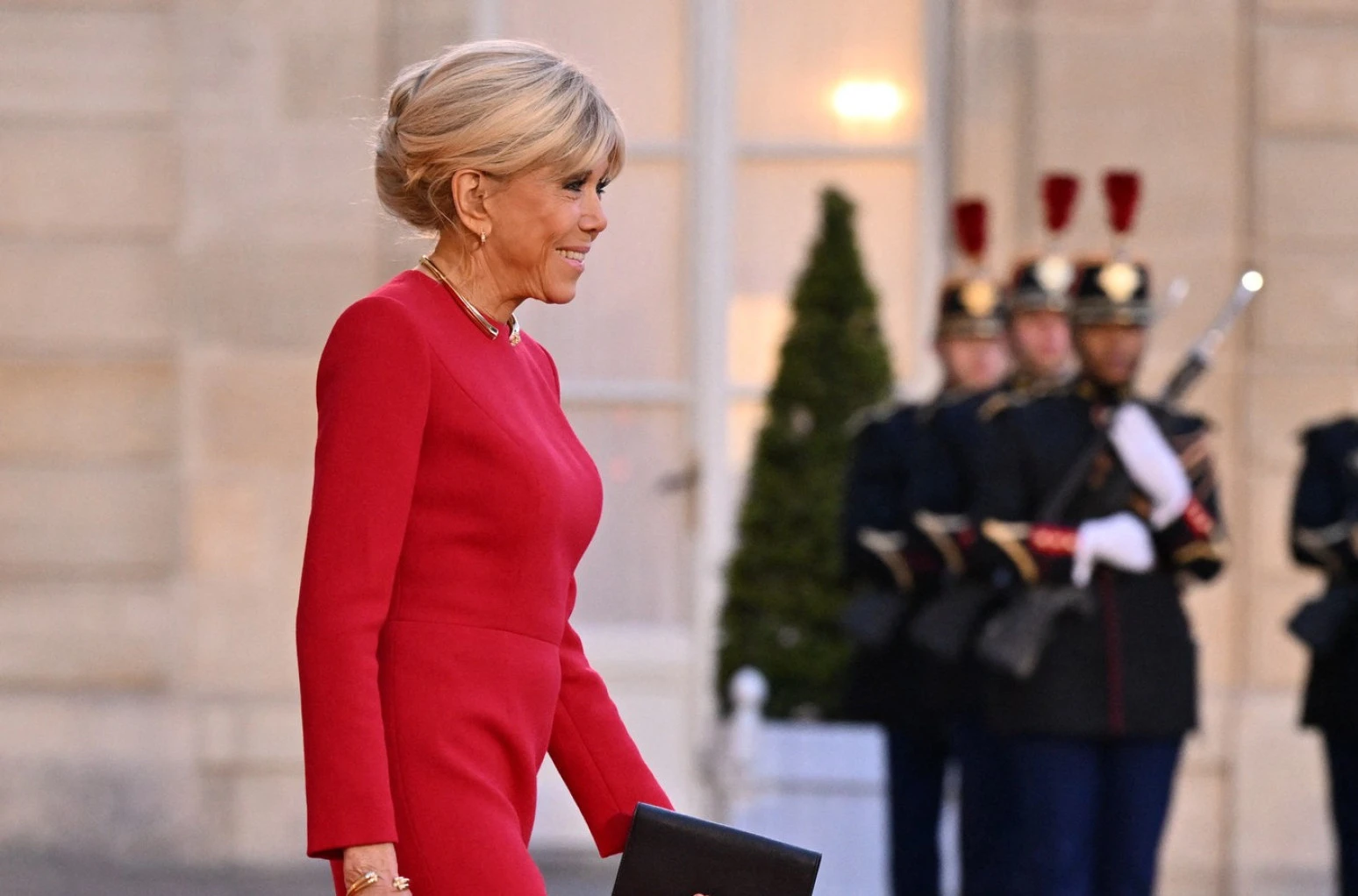 Шокантната исповед на Брижит Макрон: „Имав нормален живот… а потоа видов вистинска темнина“