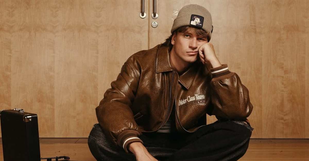 Од анонимен до ѕвезда: Јаков Јозиновиќ доаѓа во Скопје – еве зошто сите го сакаат!