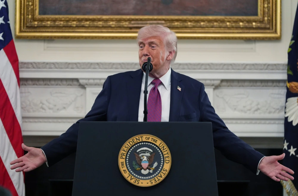 Трамп: „Му благодарам на Лукашенко за соработката и пријателството“