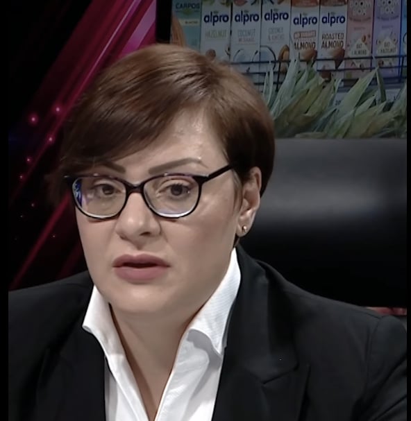 Министерката за финансии го повика СДСМ на средба, Филипче прифати под услов да се присутни и медиумите