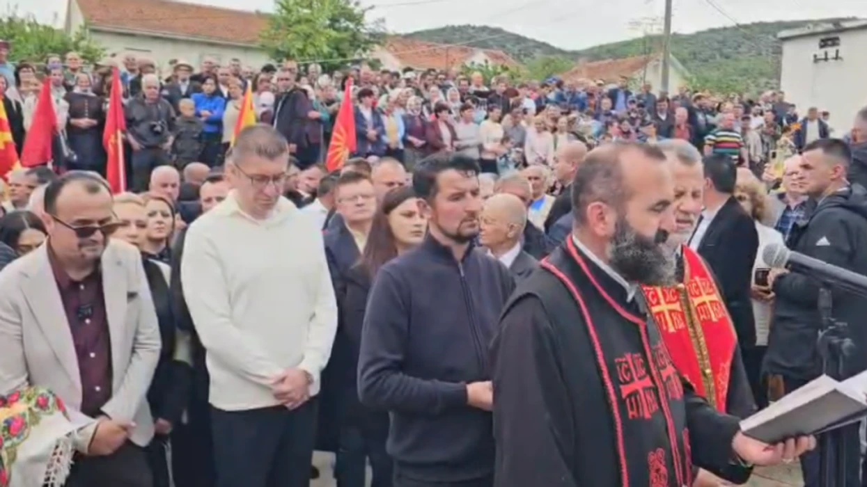 Мицкоски го посети Пустец: Помладите генерации не треба да ја плаќаат цената на политичките поделби