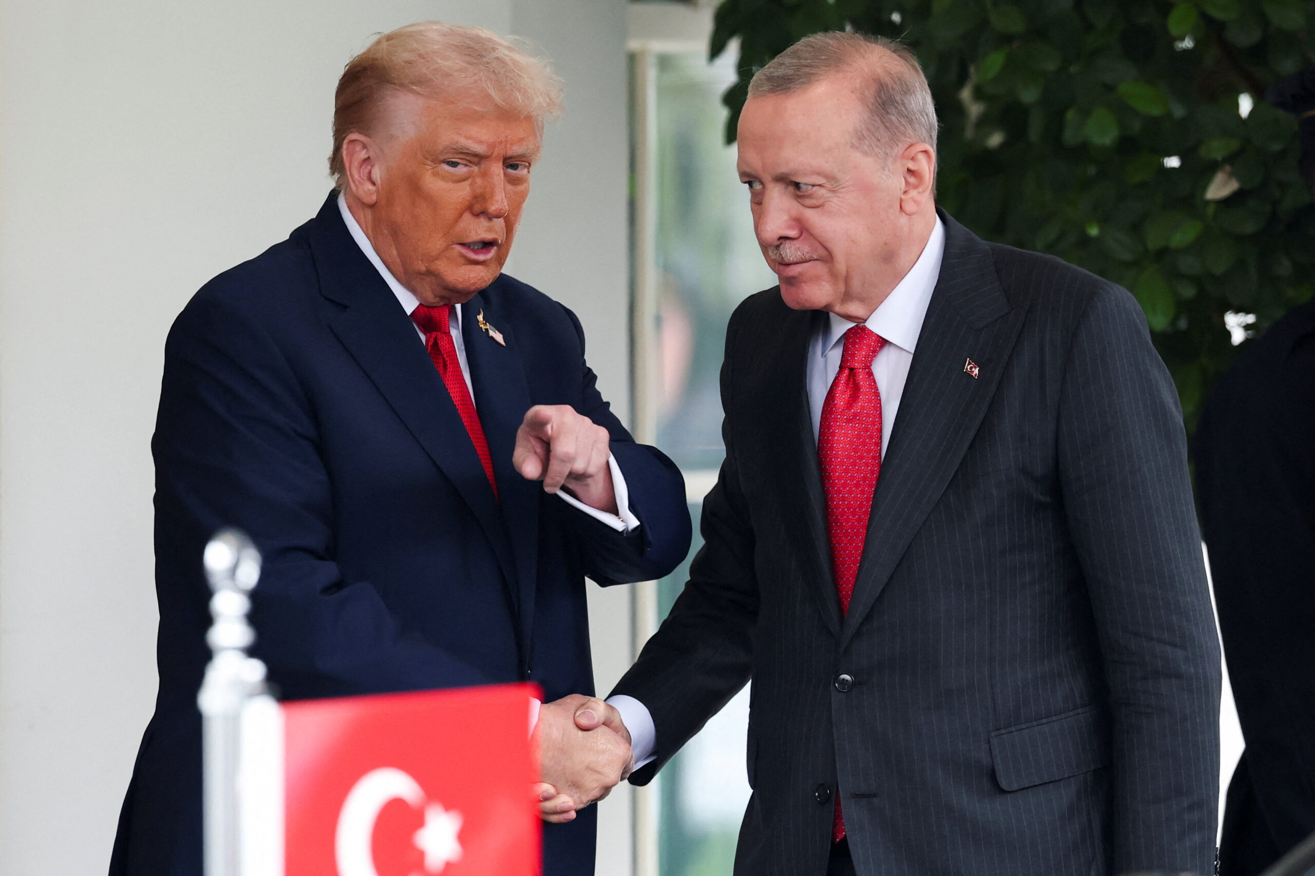 Доналд Трамп го пофали Ердоган: Тој е наш голем пријател, ја направи Турција моќна сила (видео)