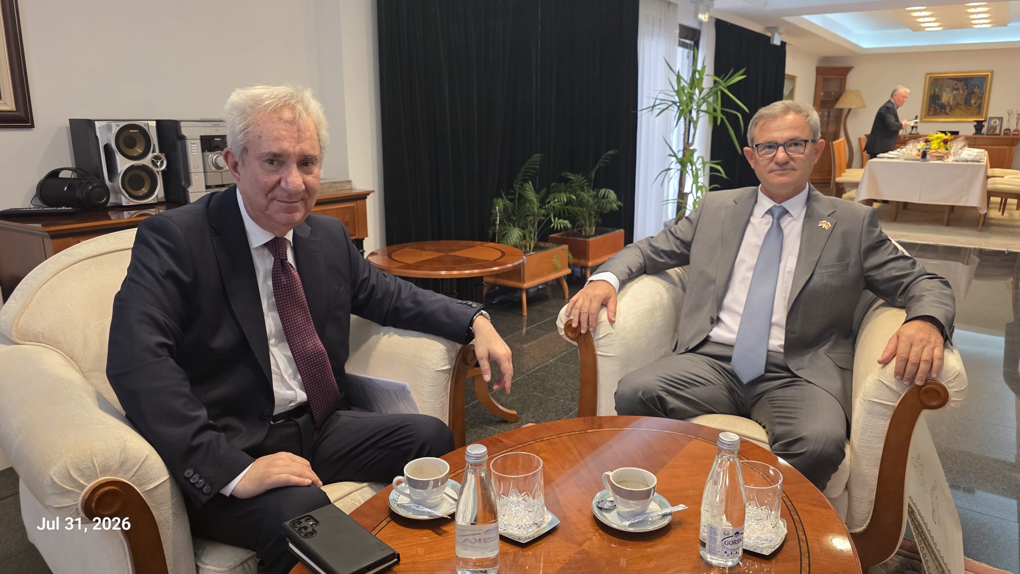 Србија реагира на строгите царински контроли за млечни производи и други производи од животинско потекло во Северна Македонија