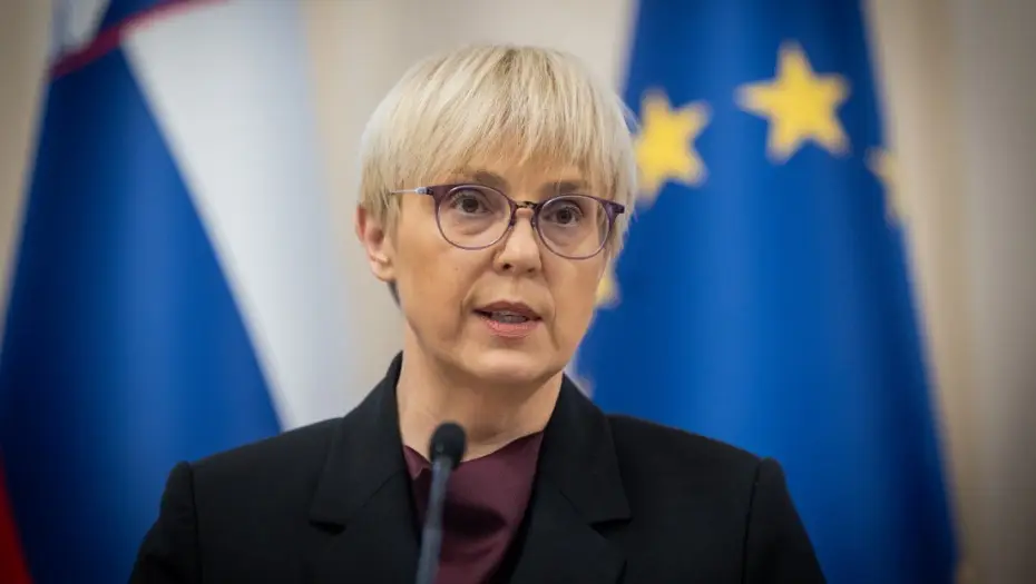 Германците се сомневаат дека претседателката на Словенија соработува со Русија