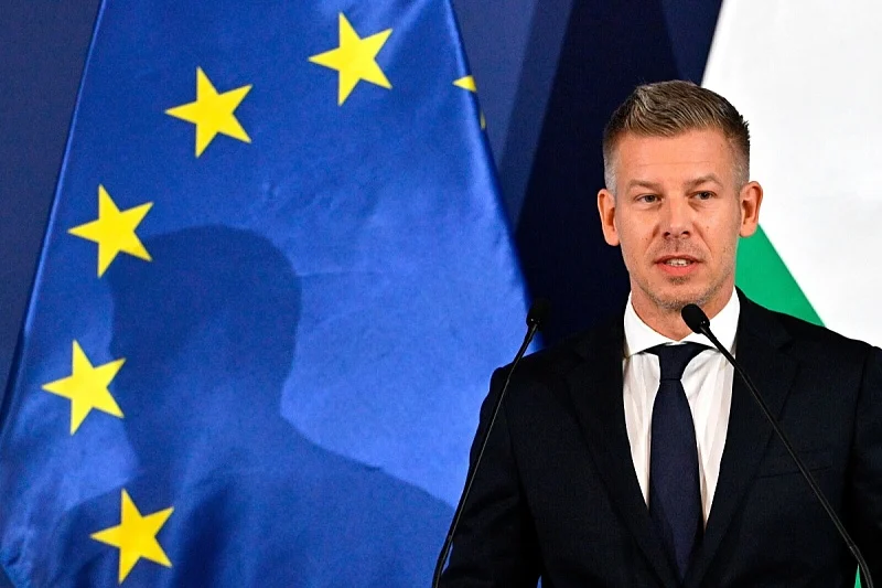 Унгарија протера 10 руски дипломати: Тие се враќаат во Москва поради кршење на Виенската конвенција