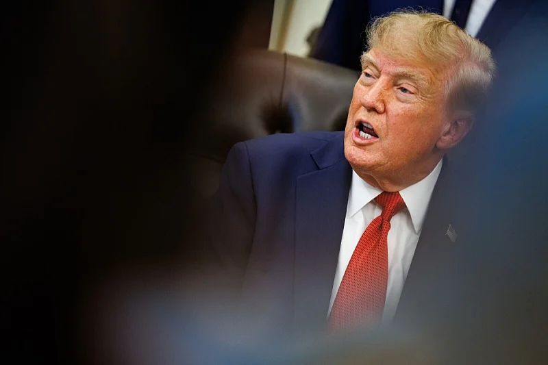 Големо медиумско откритие: Како Трамп склучил тајни договори и депортирал 25.000 луѓе во земји со кои немаат врски