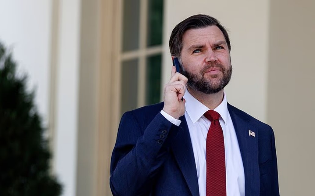 Венс: Не треба да ја подредуваме надворешната политика на САД на Блискиот Исток на израелските интереси