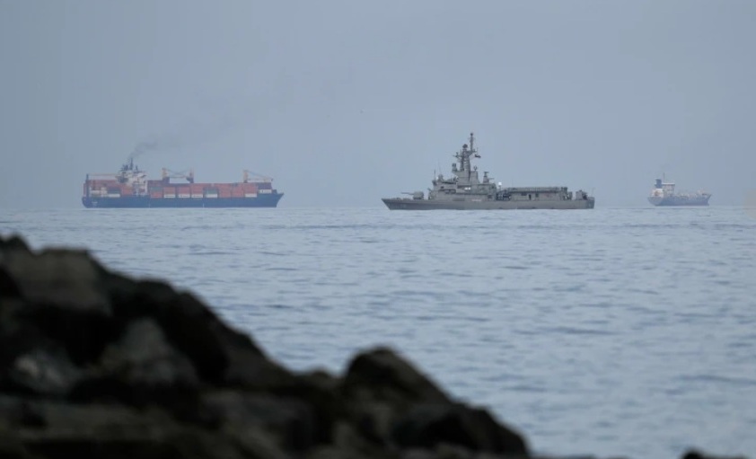 Два танкери со саудиска нафта биле нападнати во Ормускиот Теснец