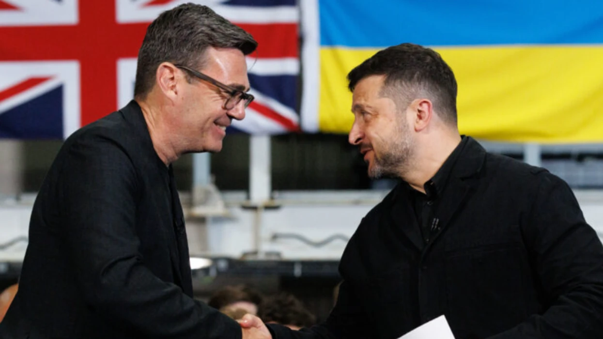 Британскиот премиер пред средбата со Зеленски: Украинскиот лидер нема да ја напушти Британија со празни раце